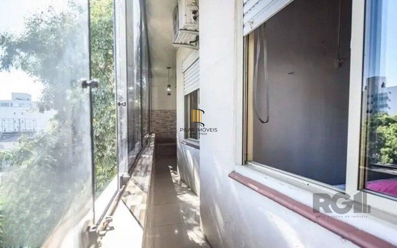 Apartamento com 03 dormitórios no Bairro Rio Branco de Porto Alegre