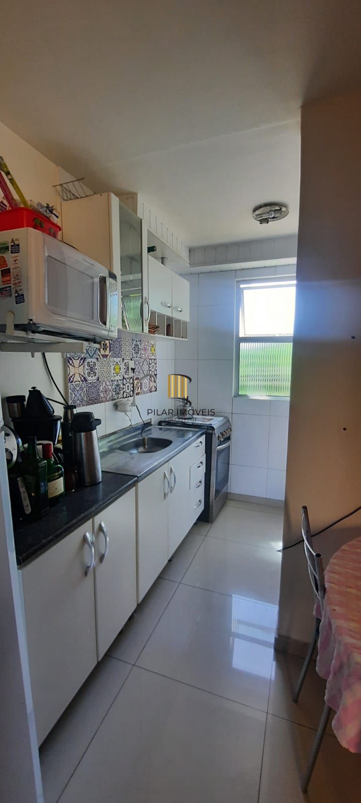 Apartamento2 dormitorios semi mobiliado no bairro Partenom