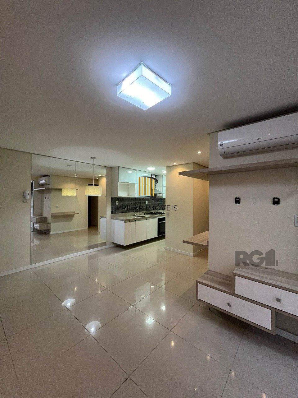 Apartamento 2 dormitórios no bairro Vila Nova