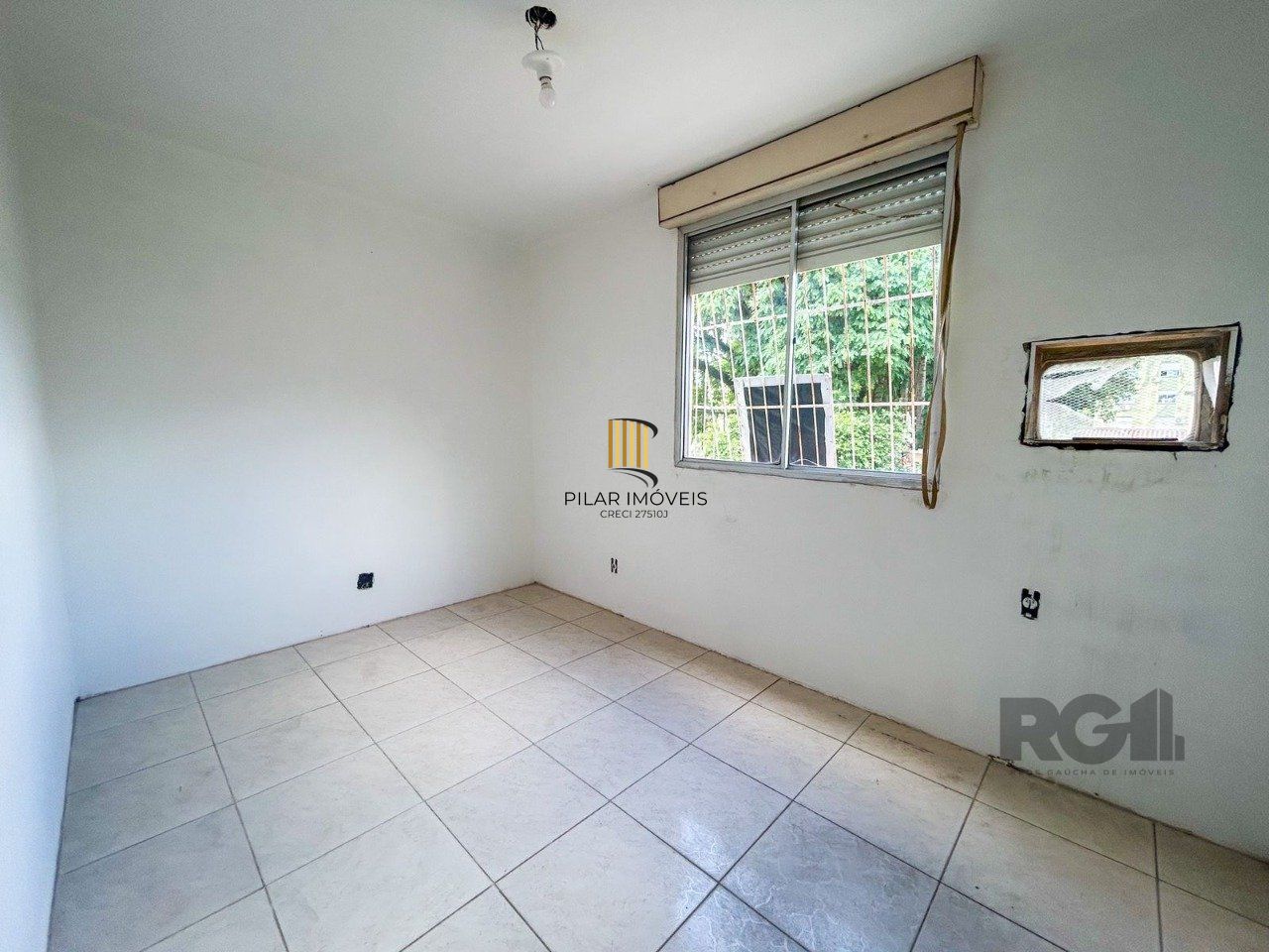 Apartamento com 3 quartos 59,89m² no bairro Vila Nova, Porto Alegre/RS