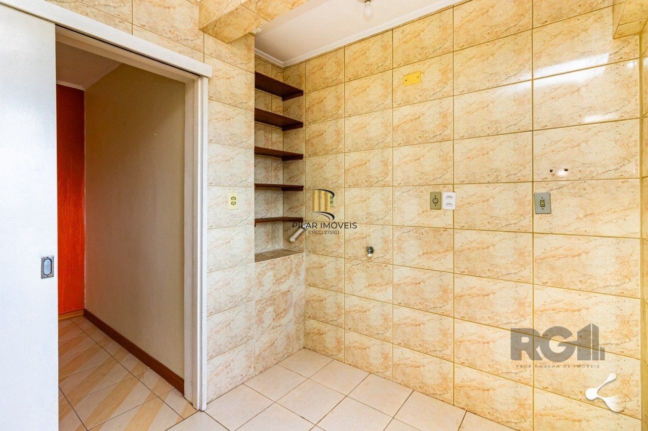  APARTAMENTO DE 2D  COM VAGA PROXIMO DA  FACULDADE PUC-RS  E HOSPITAL SAO LUCAS  DA PUCRS