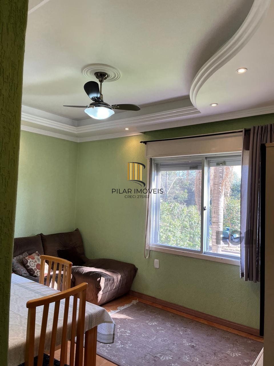 Apartamento com 2 quartos, vaga de garagem, lavabo, no bairro Cristal, Porto Alegre/RS