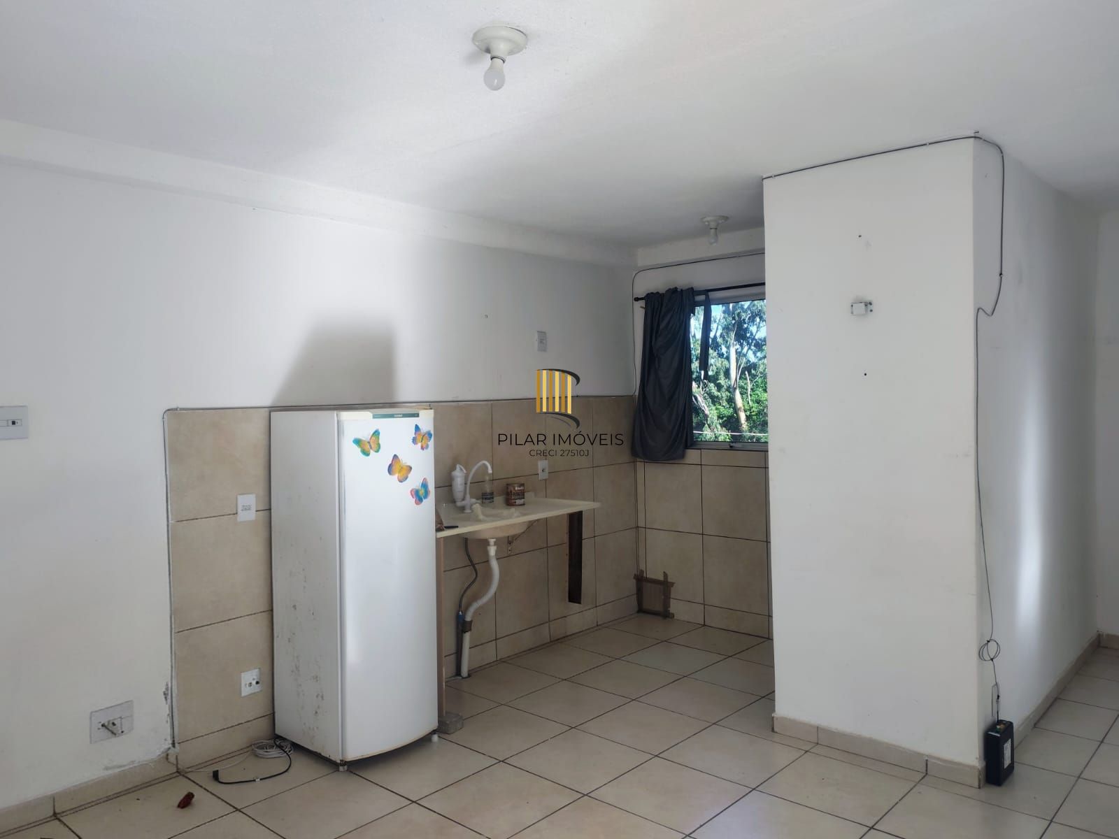 Apartamento de 2 dormitórios , sacada ,salão de festas com churrasqueira , portaria virtual , 1 vaga de garagem rotativa !