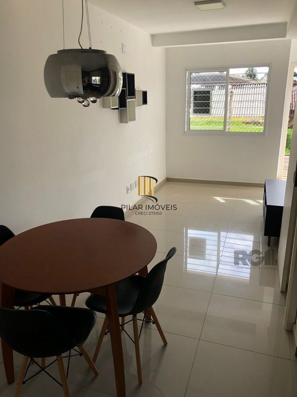 Casa Condominio 2 Dormitório(s) Bairro Nonoai