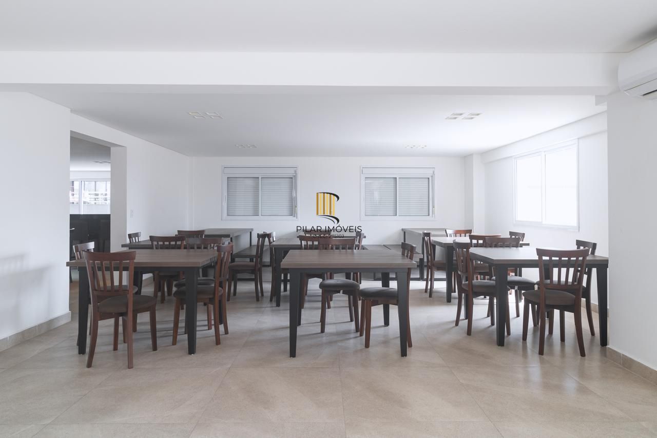 Apartamento com 03 Quartos (01 suíte) e 02 vagas na Praia de Torres RS