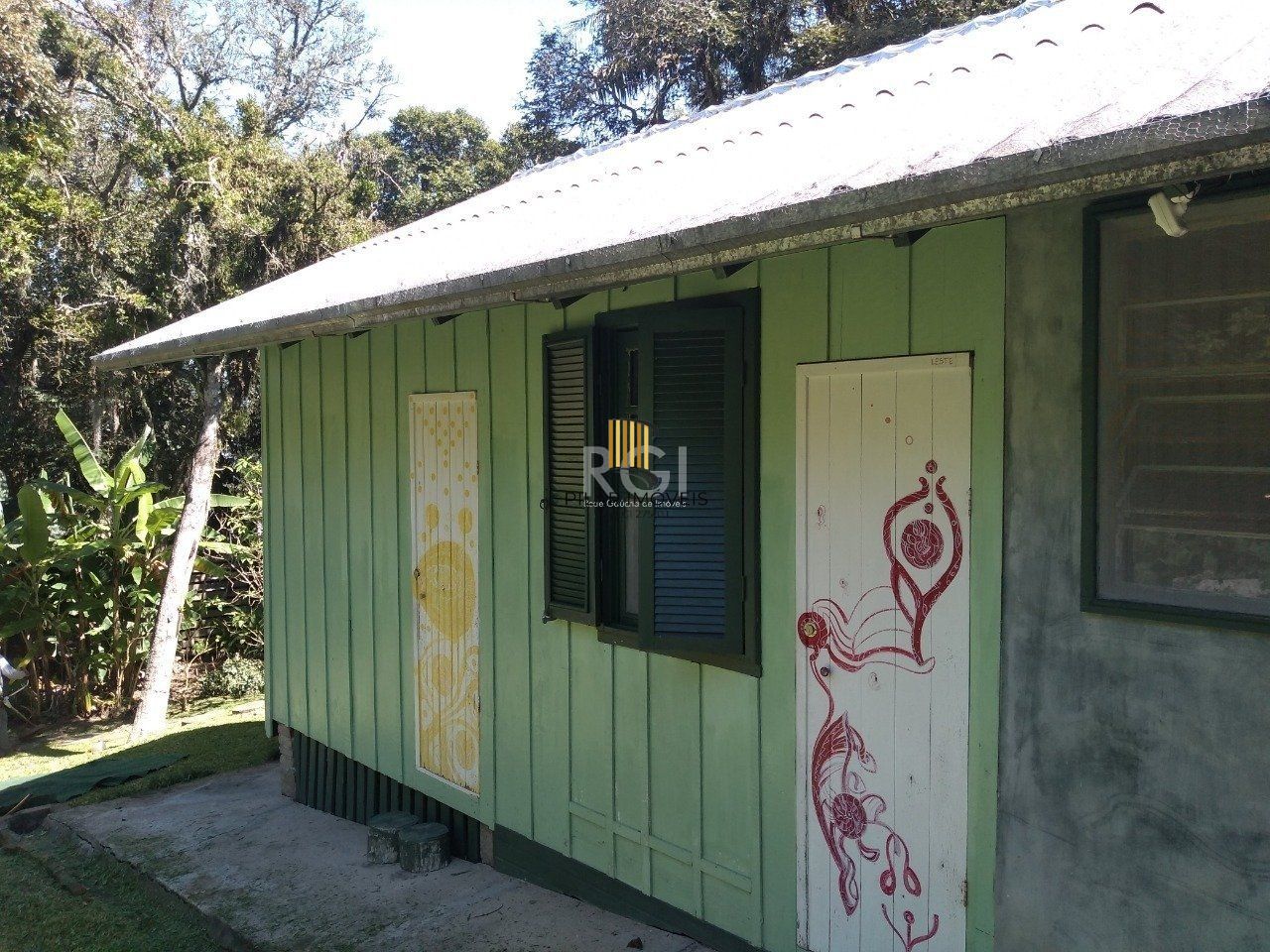 Casa para Venda - 290m², 13 dormitórios, sendo 6 suites, 10 vagas - Belém Novo, Porto Alegre