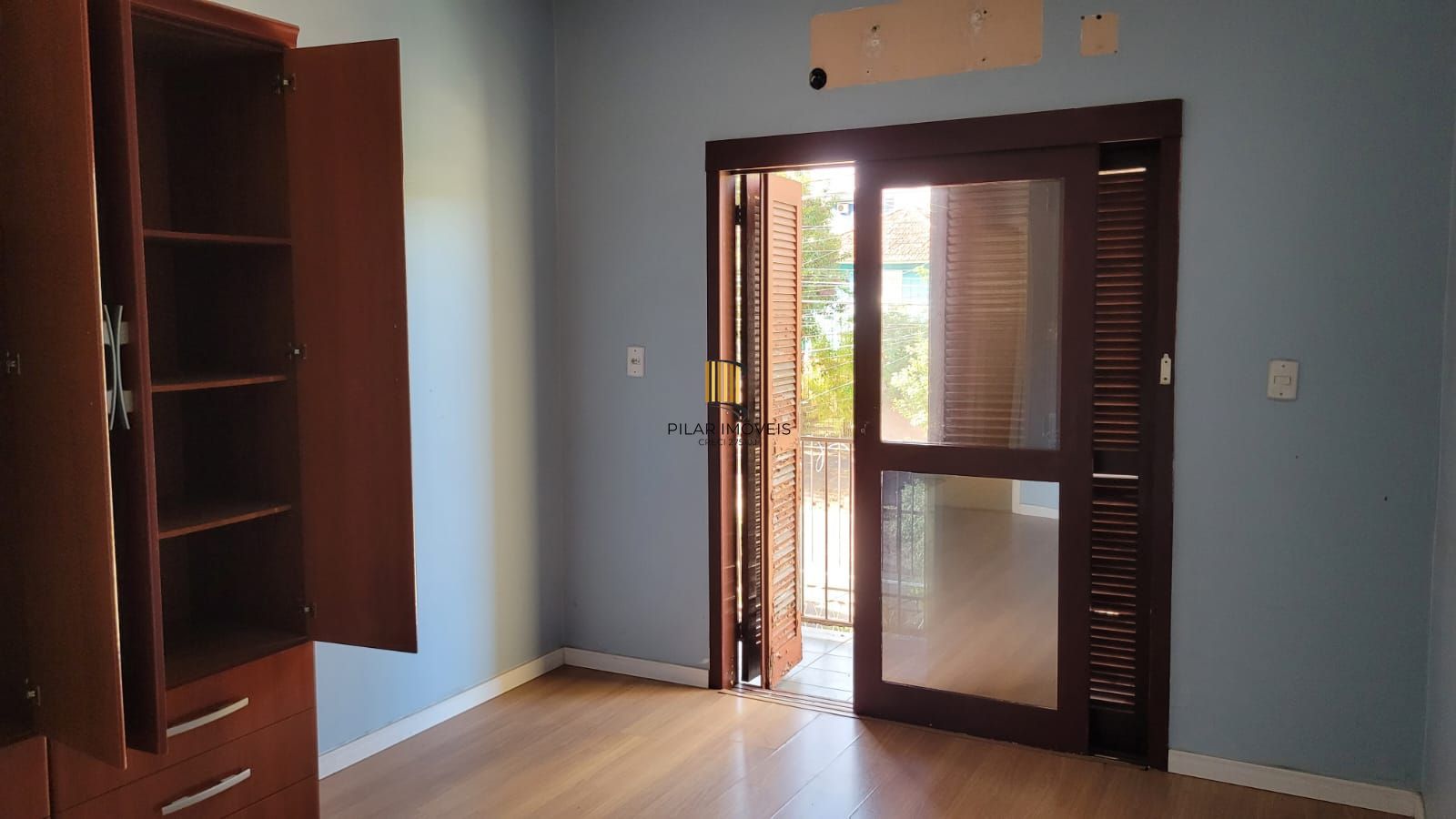 Casa Com 5 dormitórios no Bairro Partenon