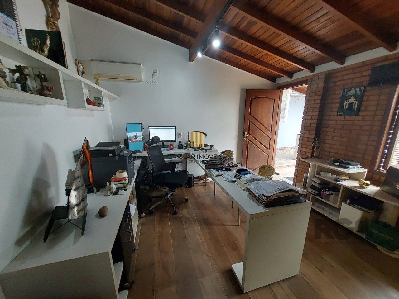CASA DE 3 QUARTOS - 1 SUITE - 1 HOME OFFICE - LAREIRA - PISCINA - PÁTIO - IPANEMA - ESPÍRITO SANTO - PORTO ALEGRE - RS