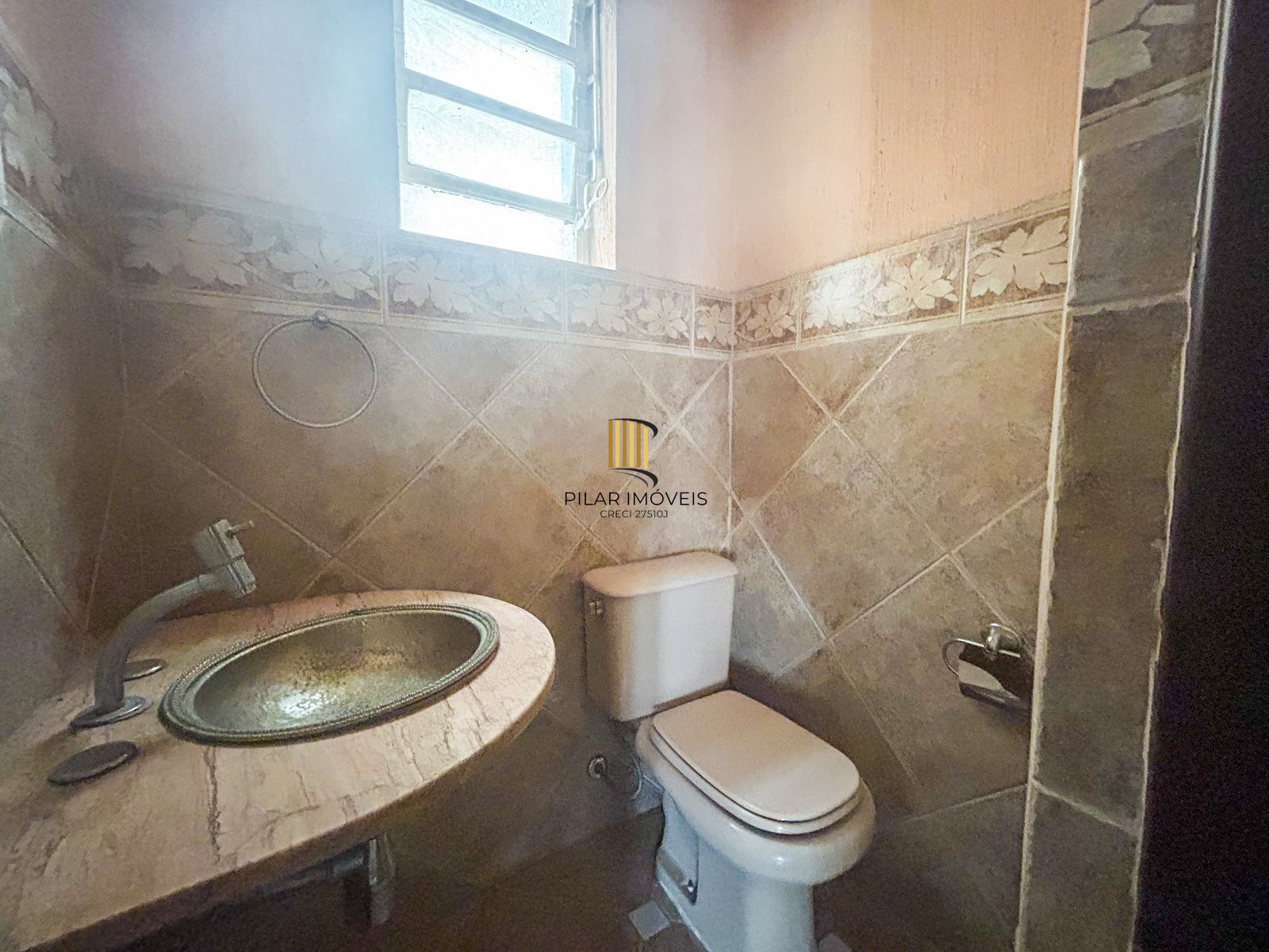 Apartamento na rua Riachuelo com 3 dormitórios e 2 banheiros