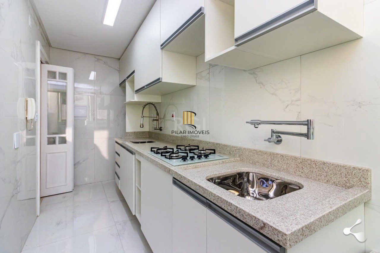 Apartamento para Venda - 62.17m², 2 dormitórios, 1 vaga - Petrópolis