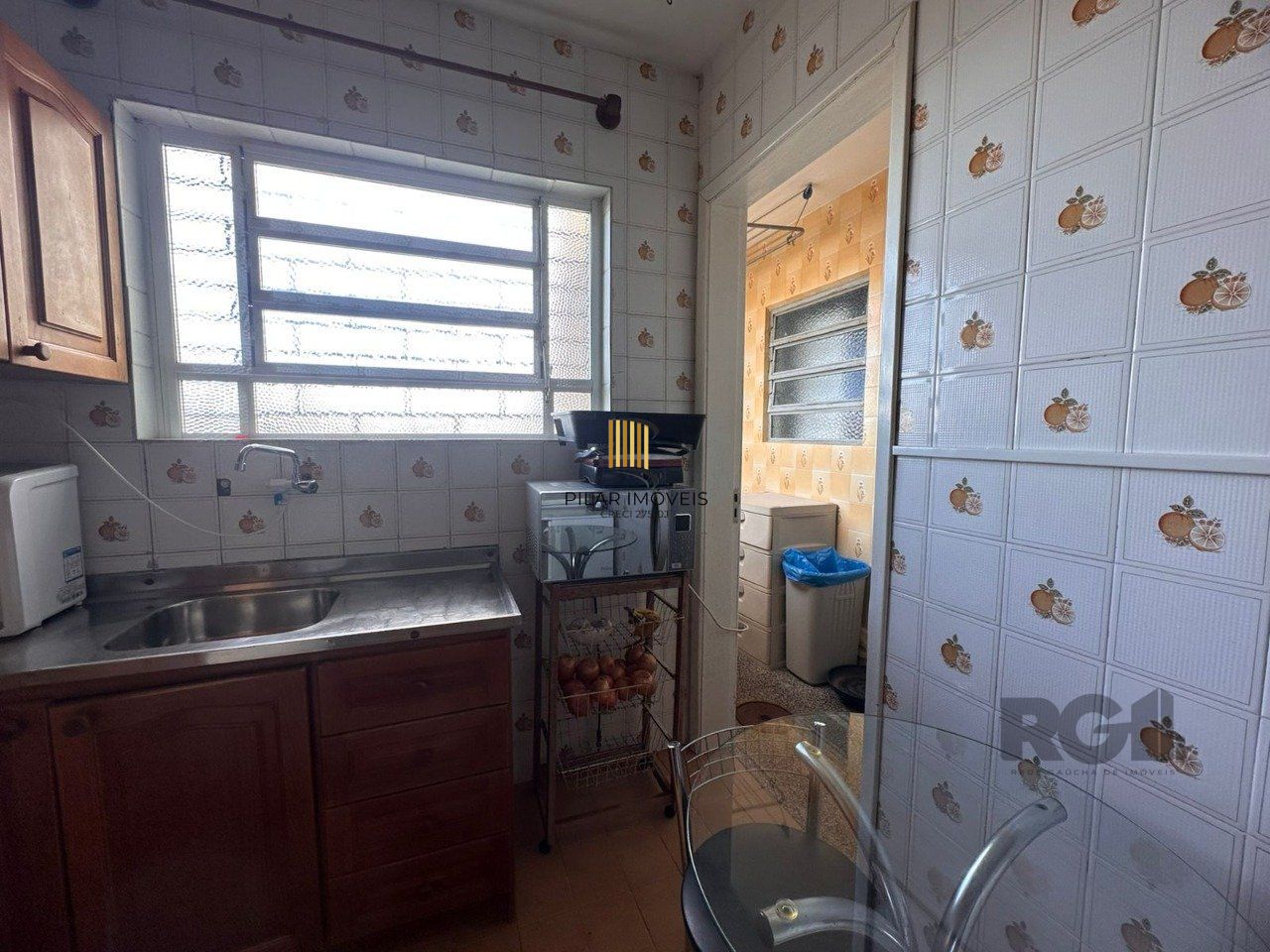 Apartamento a venda dois dormitórios, sacada, suíte e vaga na zona sul de porto alegre