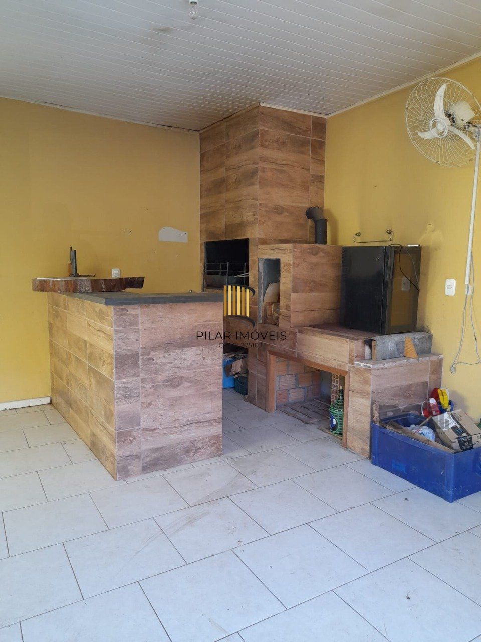 Casa de 3 dormitórios no bairro Santa Tereza