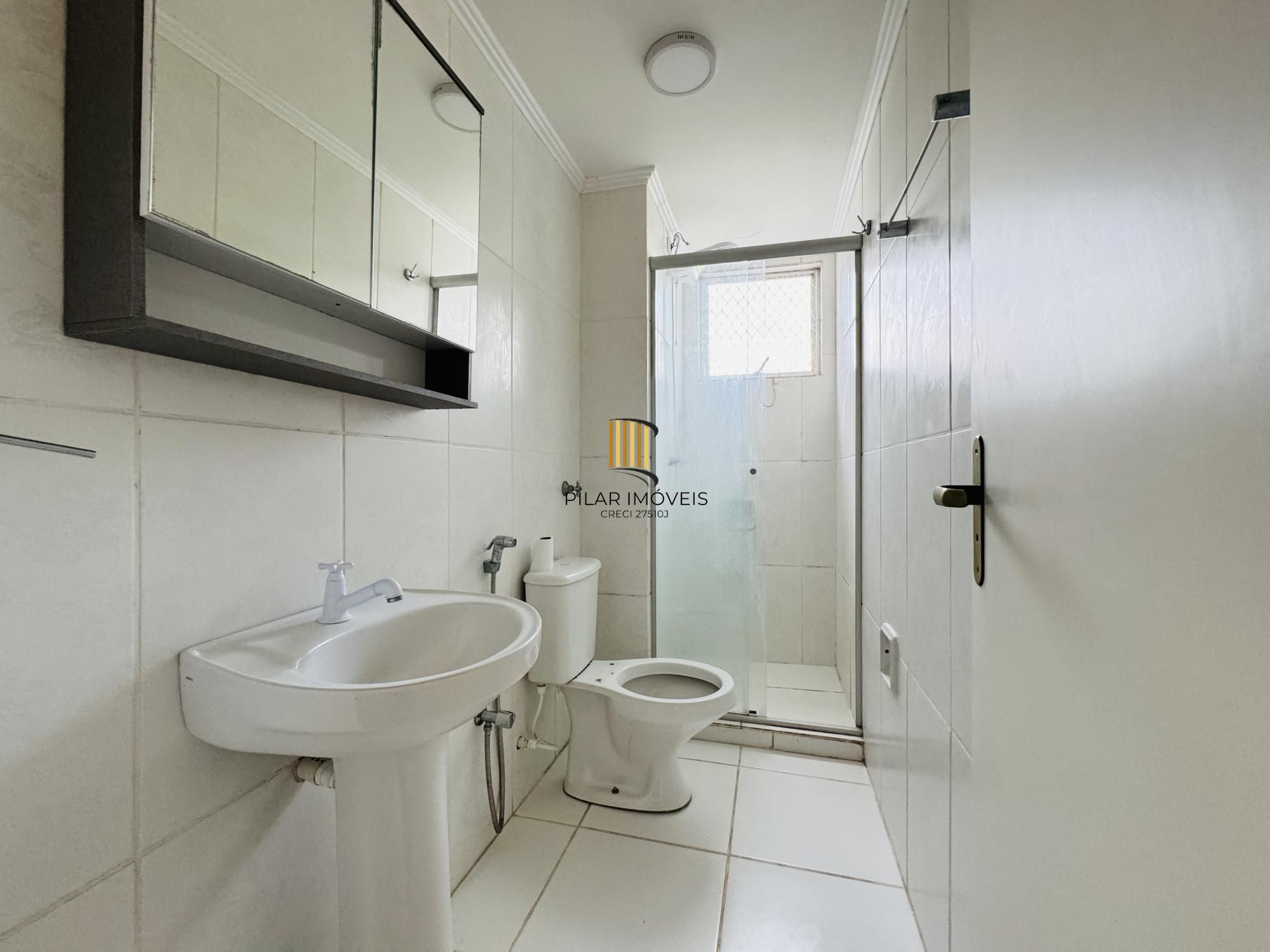 Apartamento com 2 dormitórios, 59m2, localizado no 5º andar, no Bairro Nonoai