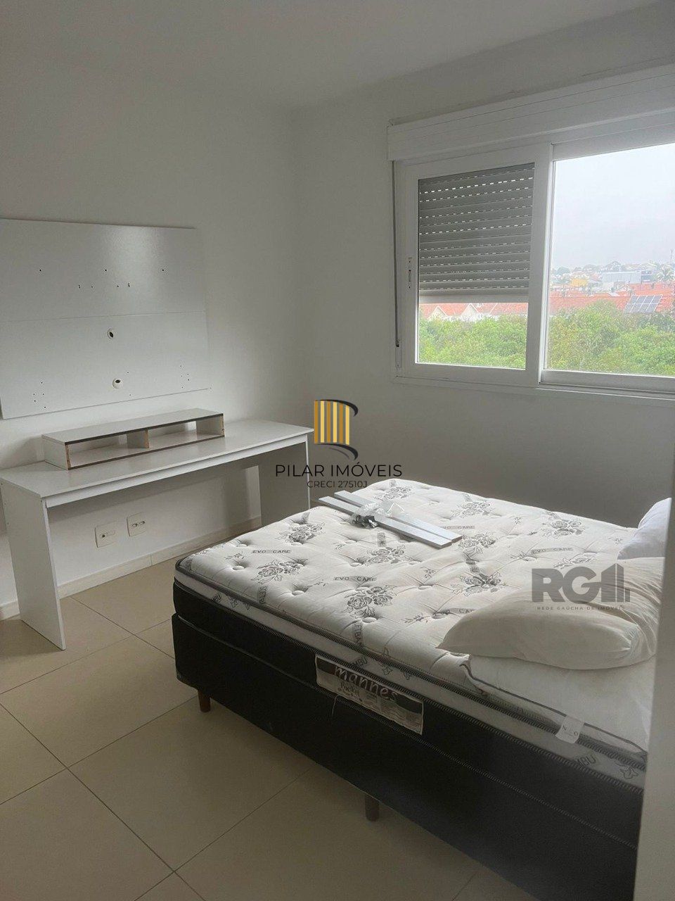 Apartamento de 2 dormitórios, sendo 1 suíte no bairro Mal Rondon