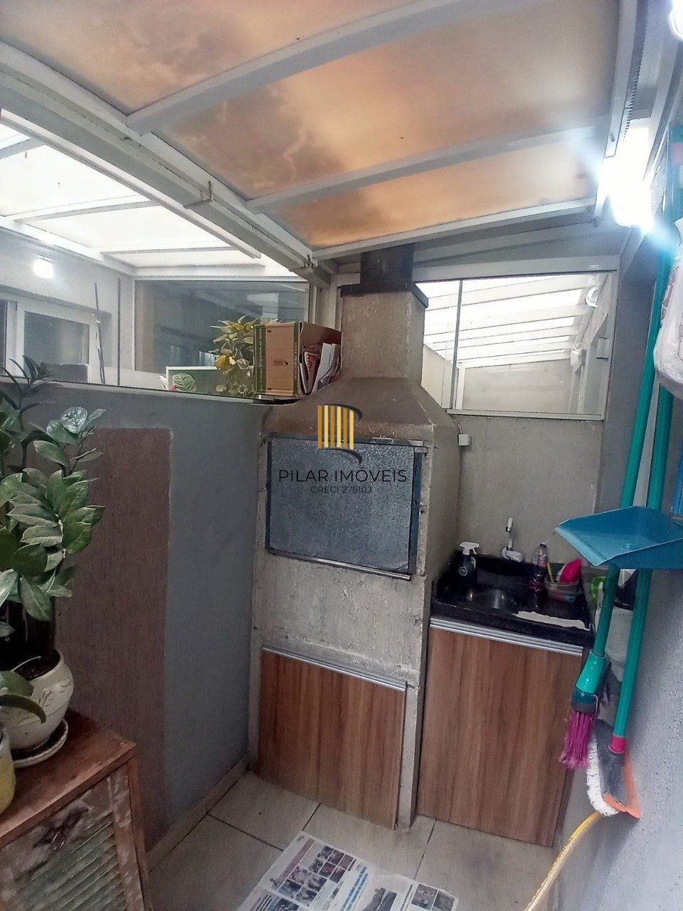 Casa na Hípica de 3 dormitórios e vaga