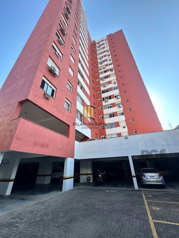 Apartamento 2 dormitórios no bairro Azenha