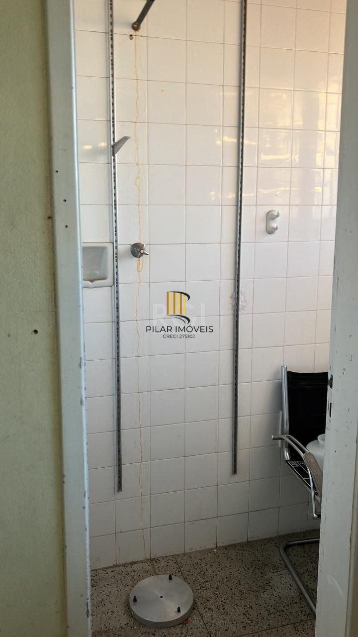 Apartamento de 2 dormitórios no bairro Passo d´Areia