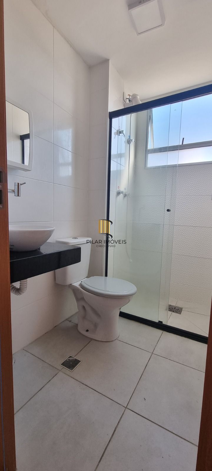 Apartamento 2 dormitórios, 1 vaga, semimobiliado - Cavalhada Porto Alegre RS