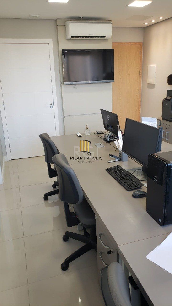 Sala comercial com vista para o Guaíba no Getúlio Vargas Prime Office.