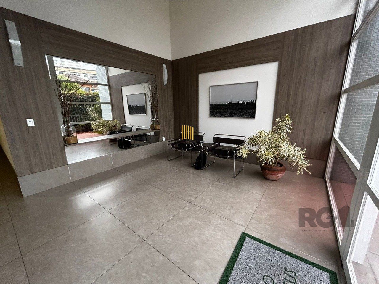 Apartamento com 3 suíte, churrasqueira, vaga de garagem, no bairro Menino Deus, Porto Alegre/RS