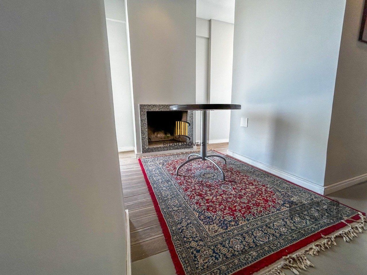 Apartamento de 02 dormitórios no Bairro Tristeza em Porto Alegre/RS