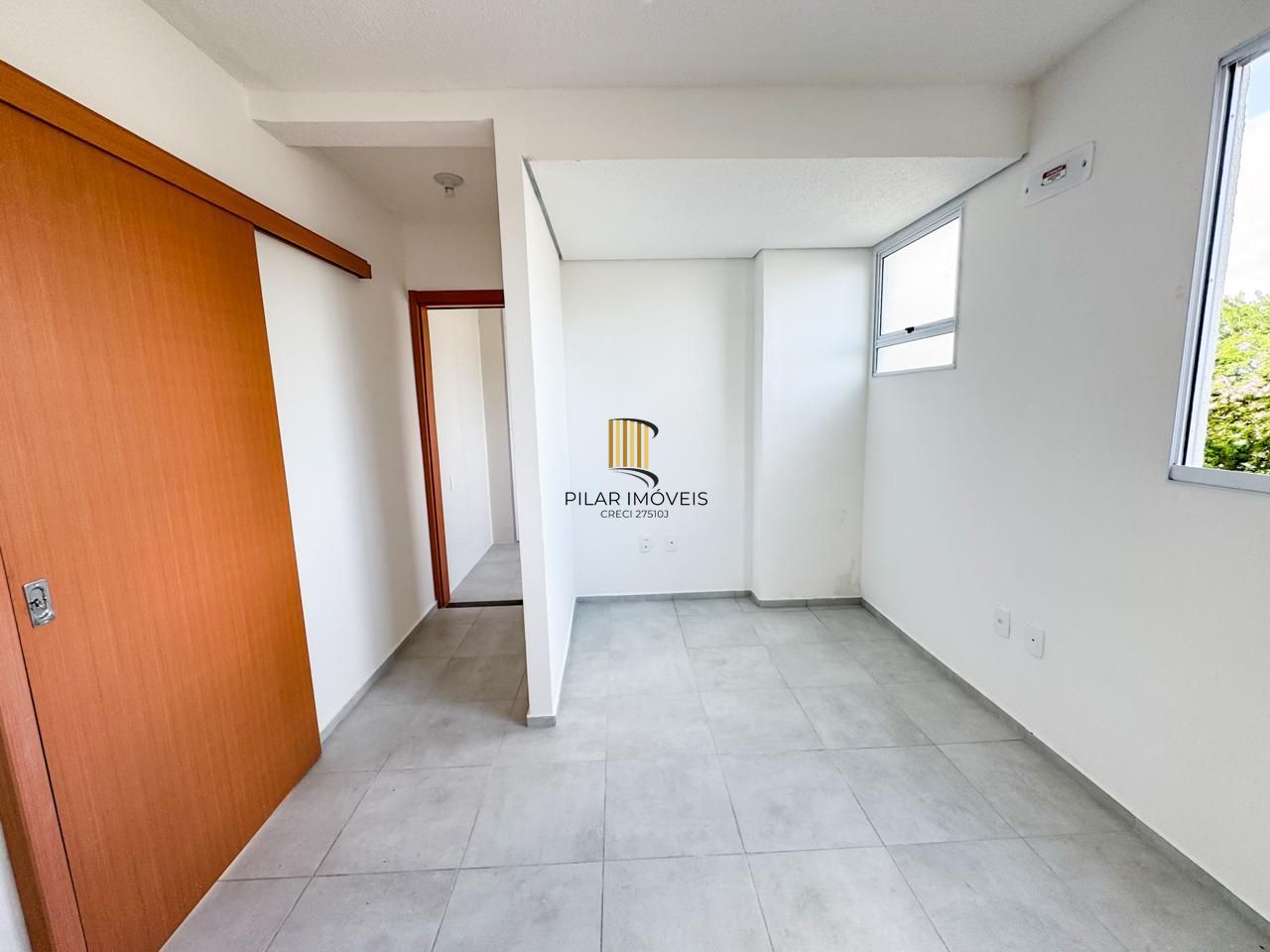 Apartamento térreo com 01 quartos e 01 vaga escriturada, Bairro Morro Santana, Porto Alegre