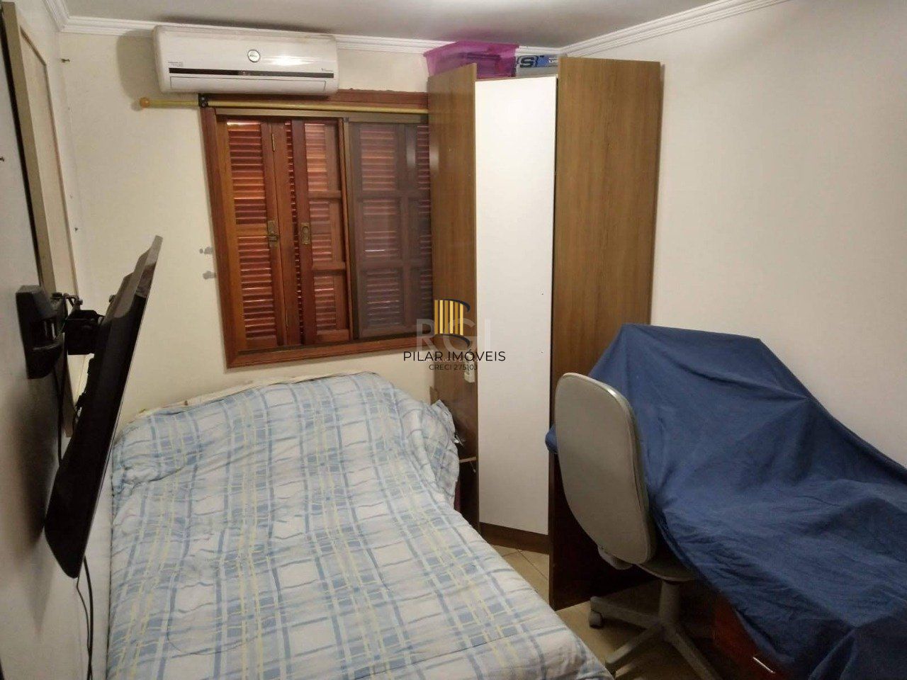 Casa, 2 dormitórios, 2 banheiros, 2 vagas de garagem, no bairro Aberta dos Morros, Porto Alegre/RS