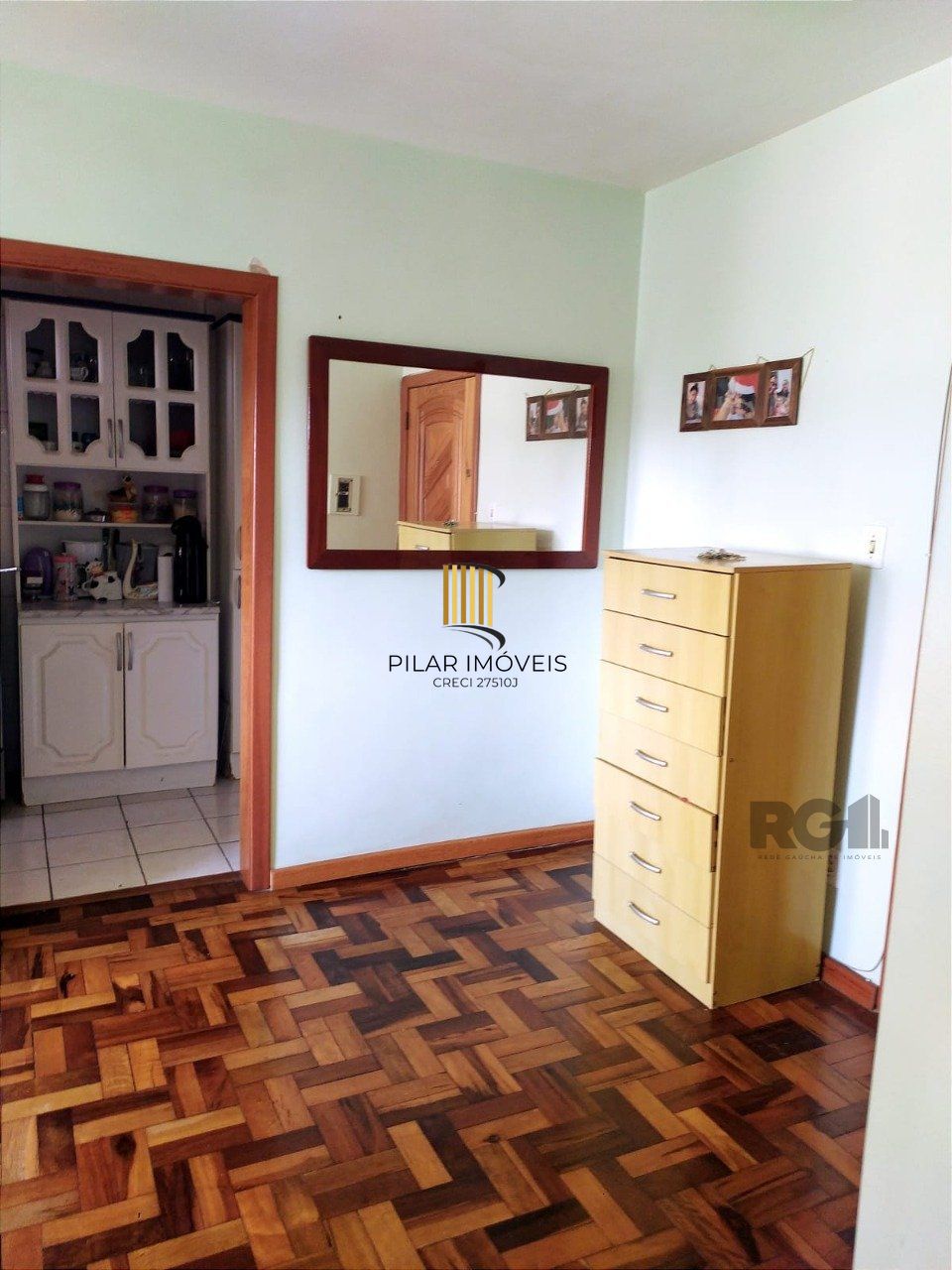Apartamento de 2 dormitórios com vaga no bairro Petrópolis