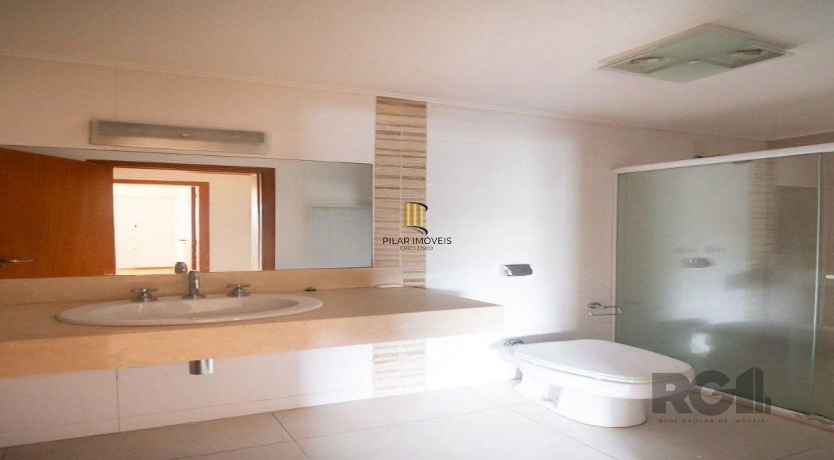 Apartamento 3 dormitórios com suite, de 133m2 no bairro Sao Joao.