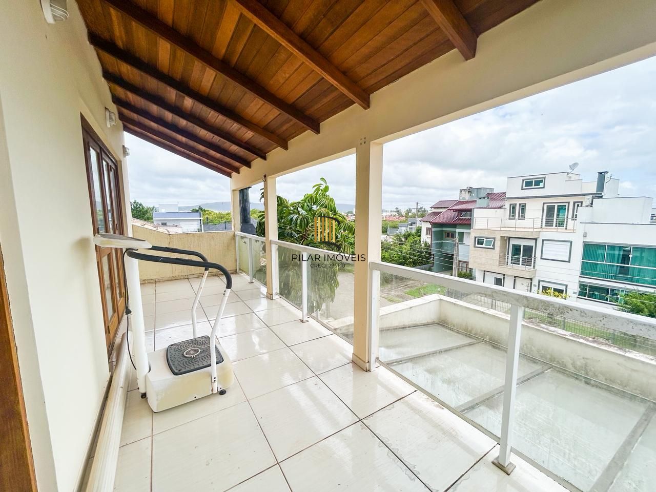 CASA NO CONDOMÍNIO LAGOS DE NOVA IPANEMA