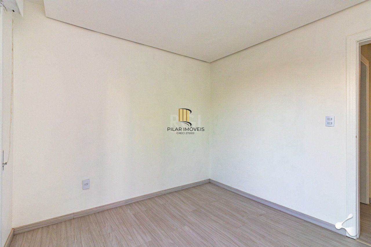 Apartamento para Venda - 62.17m², 2 dormitórios, 1 vaga - Petrópolis