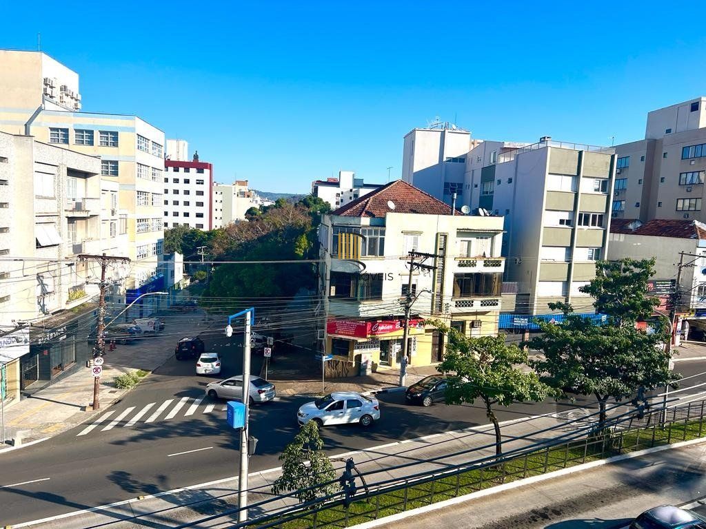 APARTAMENTO 3 DORMITÓRIOS, 2 VAGAS DE GARAGEM, NO BAIRRO PETRÓPOLIS, PORTO ALEGRE/RS
