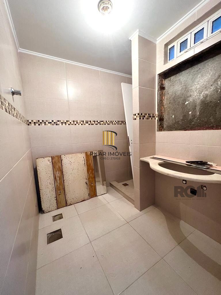 APARTAMENTO 3 DORMITÓRIOS, 2 VAGAS DE GARAGEM, NO BAIRRO PETRÓPOLIS, PORTO ALEGRE/RS