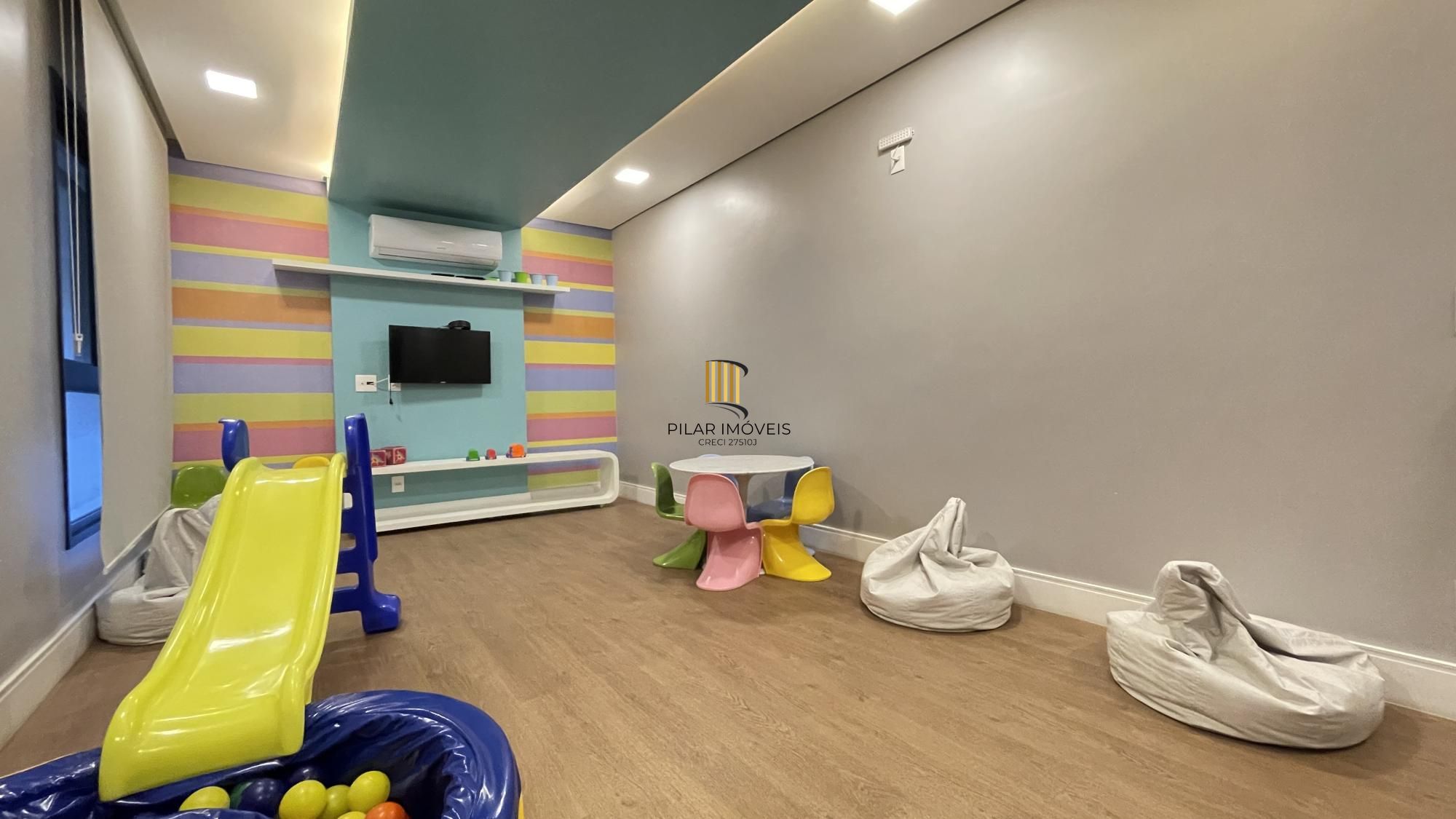 LINDO APARTAMENTO 3 DORMITÓRIOS NO MENINO DEUS