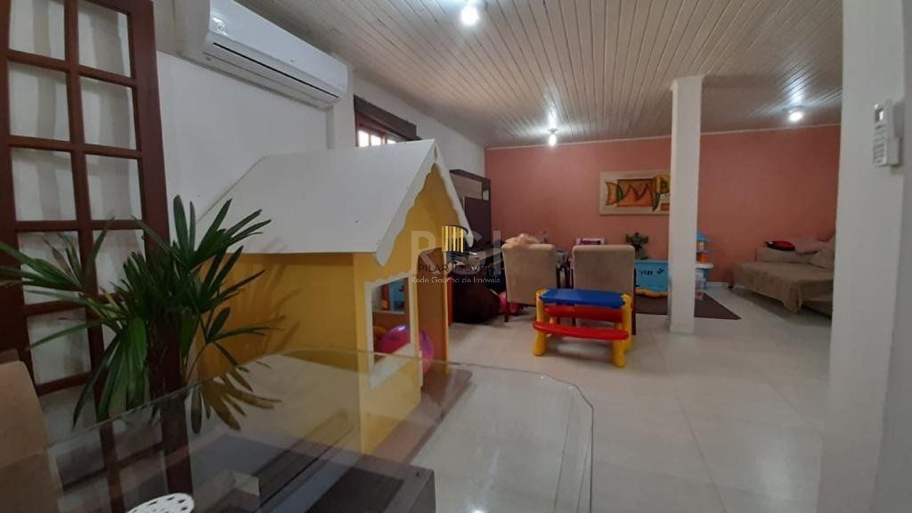Casa 3 dormitórios no bairro Ipanema - Pilar Imóveis