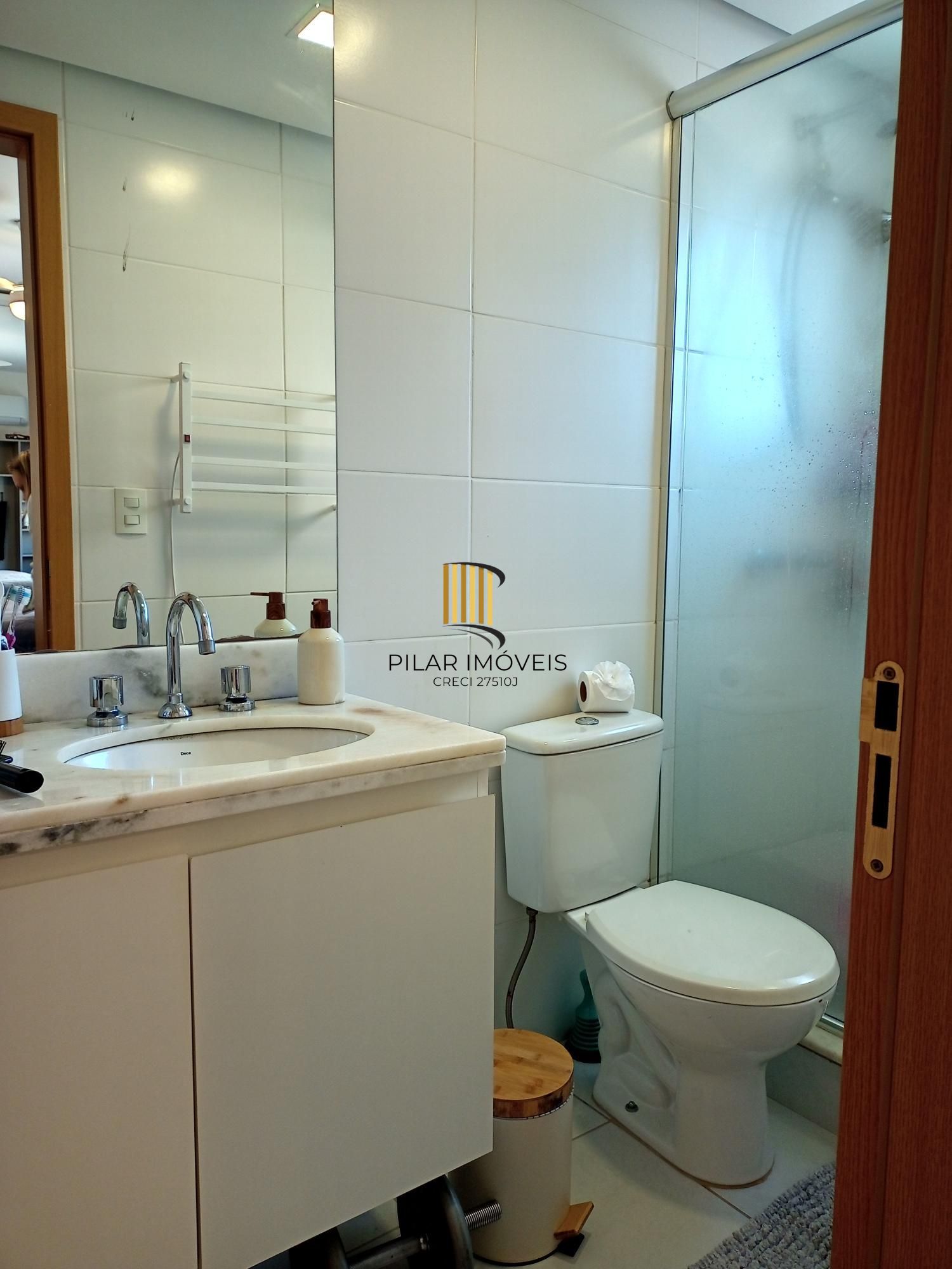 Apartamento 2 Dormitórios (1 Suíte), 64m², Churrasqueira, Vaga Coberta