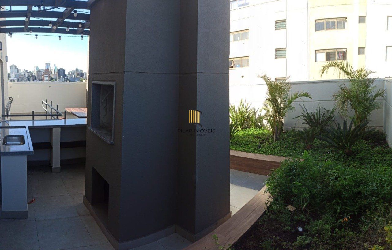 Grande OPORTUNIDADE!! Lindo Apartamento, com amplo Garden privado!!! Sua localização privilegiada, é com certeza um diferencial de destaque deste imóvel