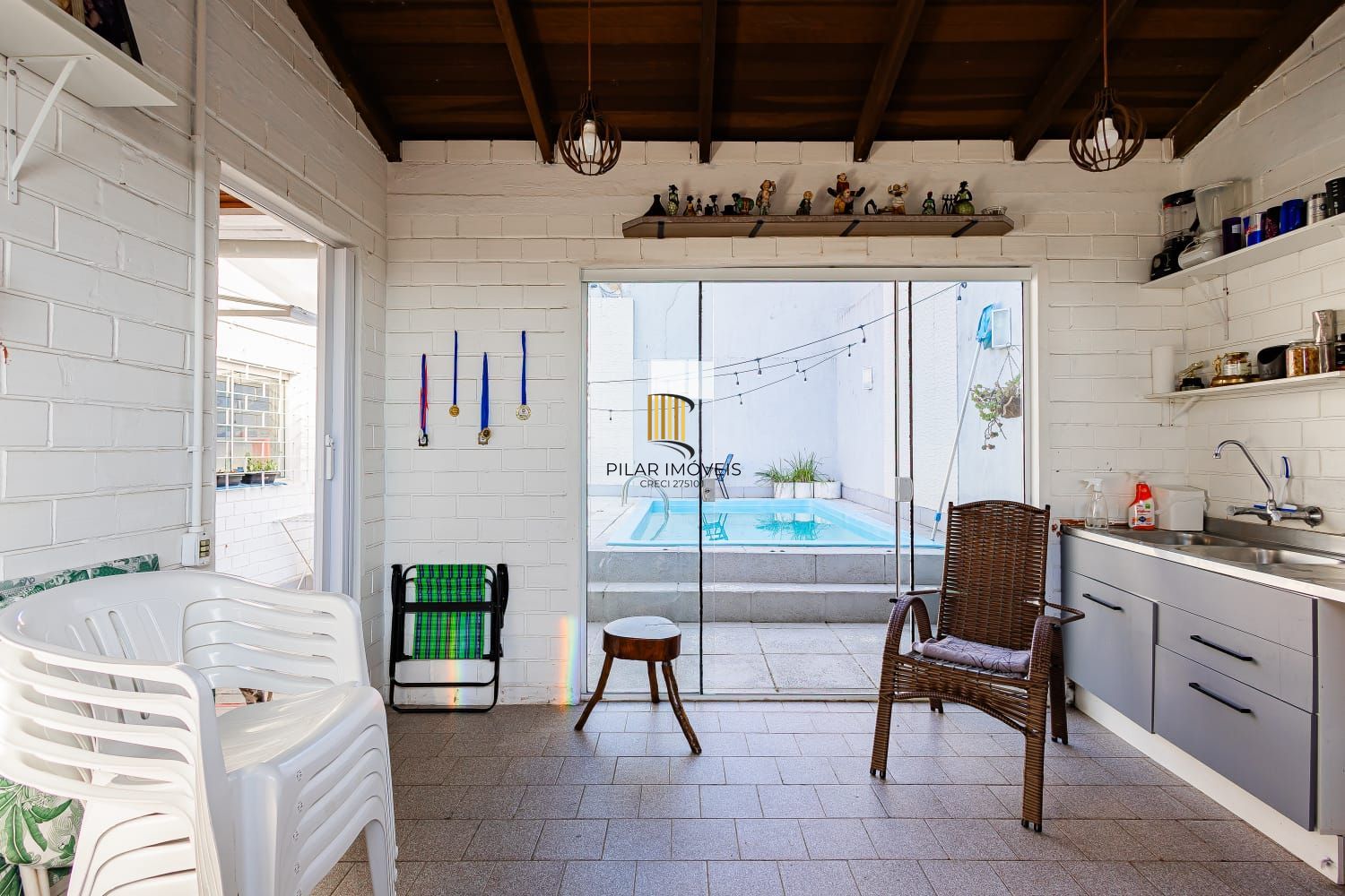 🏡 Casa Térrea com 3 quartos, Suíte com Banheira e Área de Lazer Completa