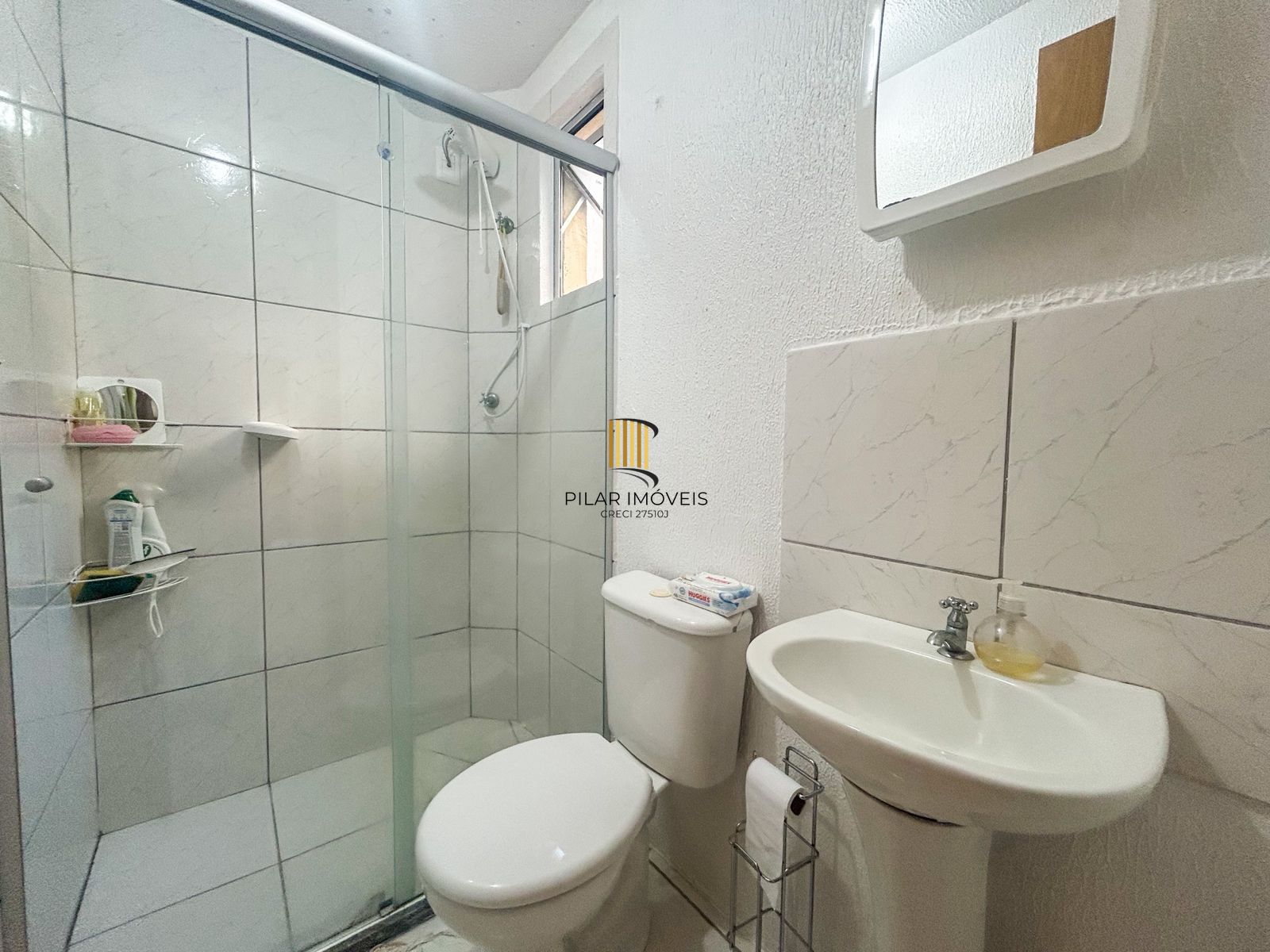 Apartamento com 2 quartos, com 1 vaga, no bairro Vila Nova, Porto Alegre/RS