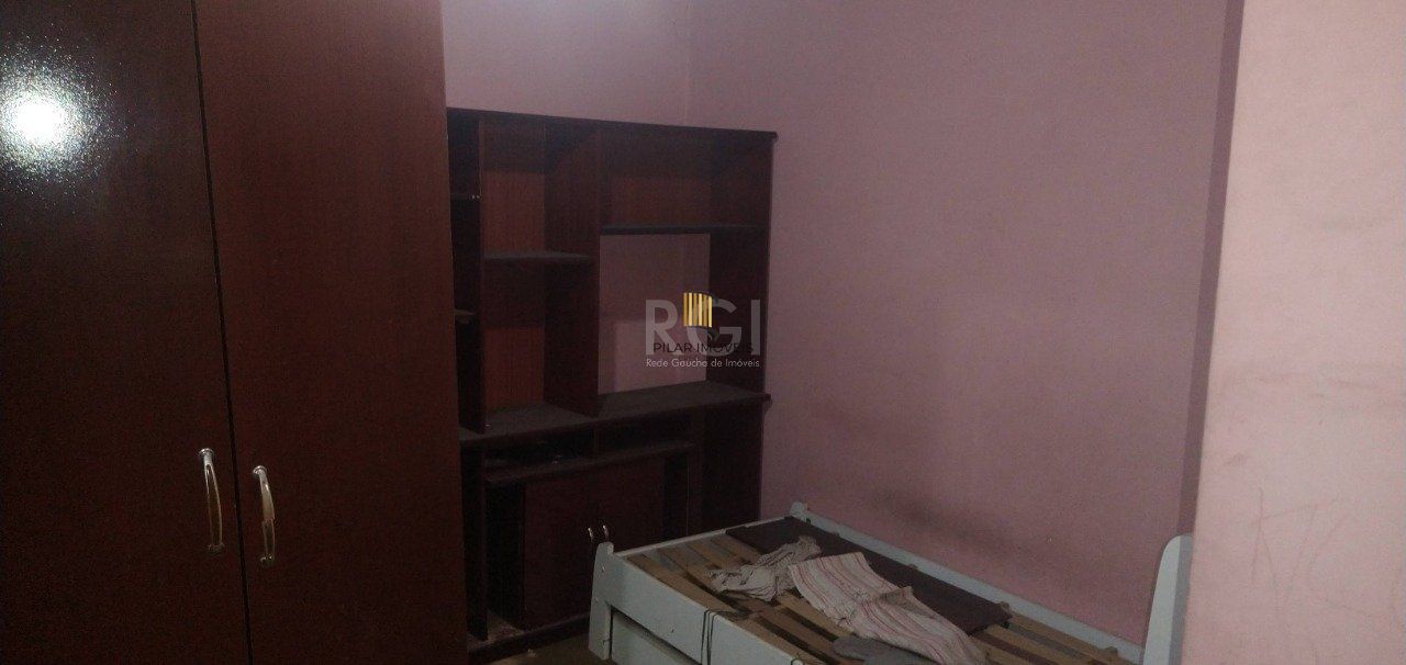 Casa de 4 dormitórios na Av. Teresópolis bairro Teresópolis