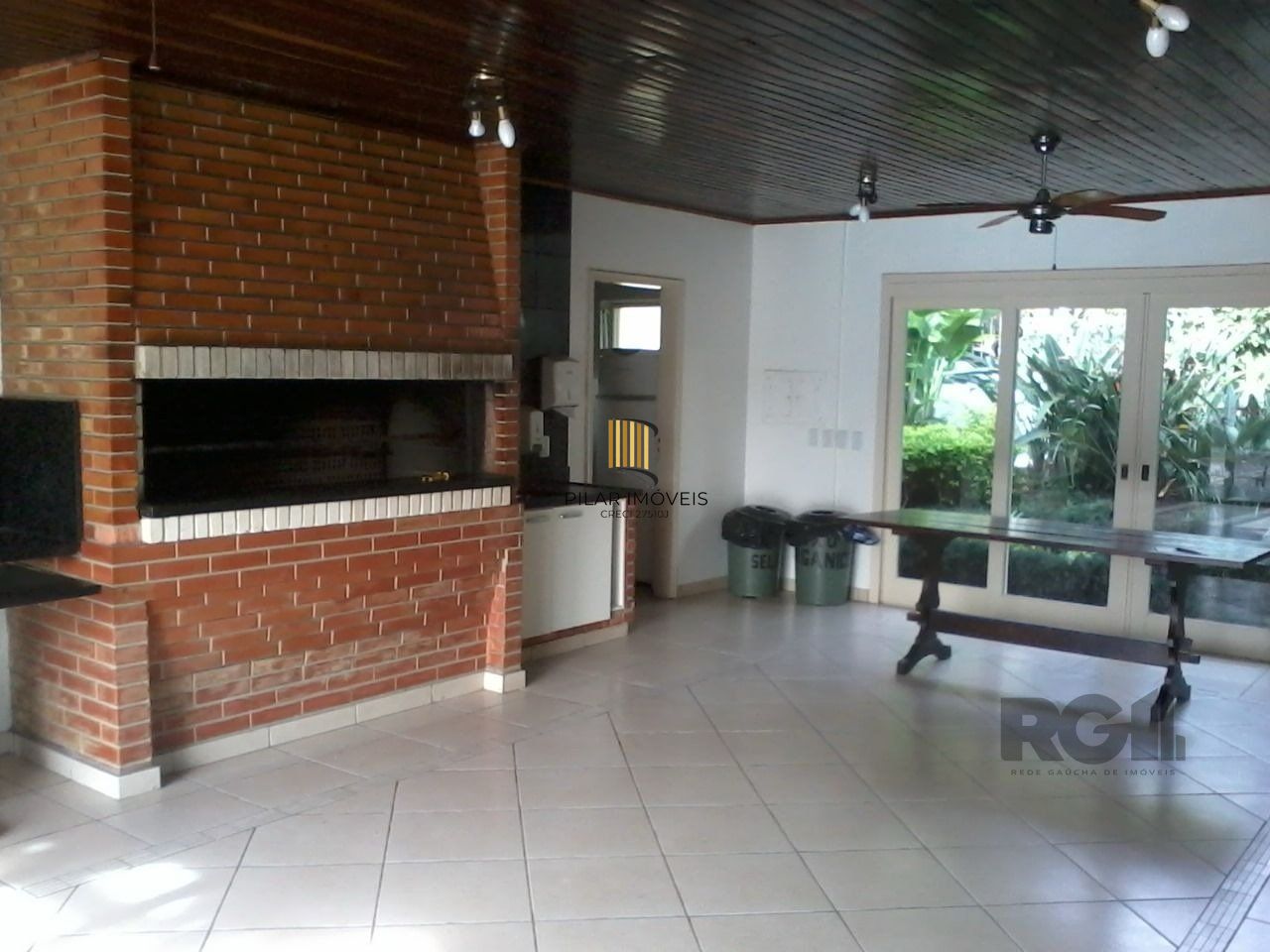 Casa Condominio para Venda 3 dormitórios, sendo 1 suites, 2 vagas - Tristeza