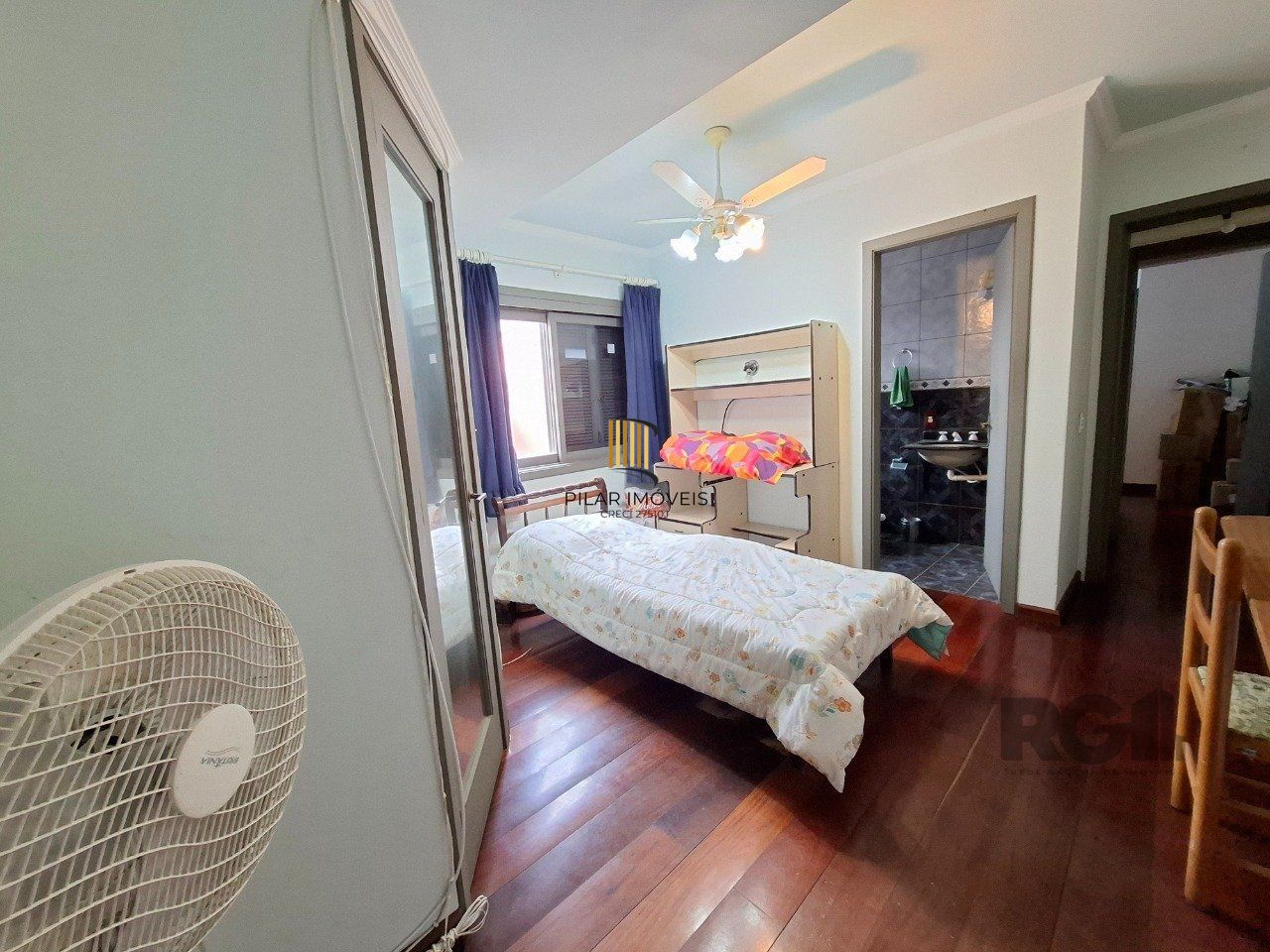 Casa com 537,00 m² com 04 dormitórios no Bairro Tristeza