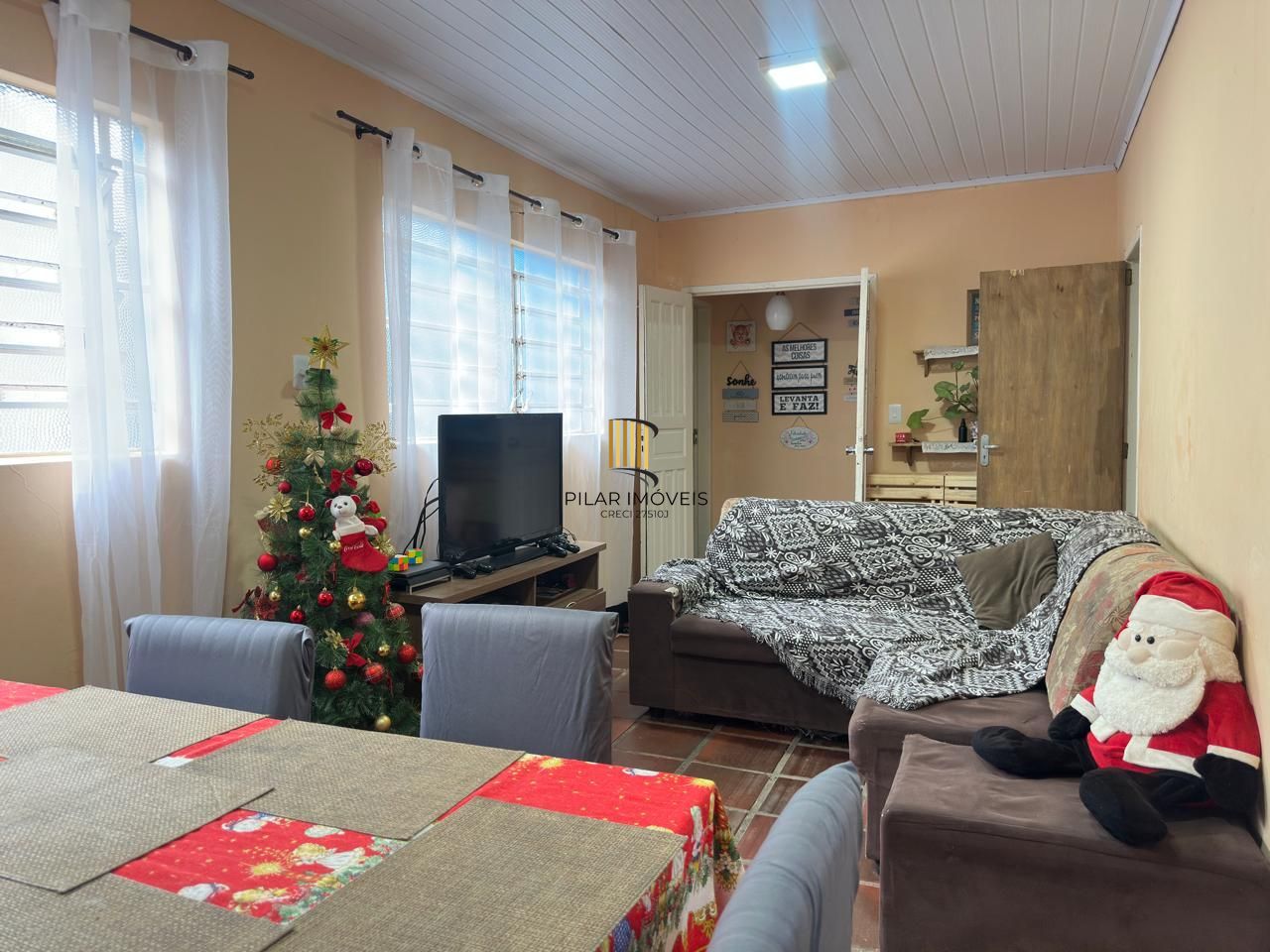 Casa a venda com 2 dormitórios no bairro Belém Novo - Zona sul de Porto Alegre