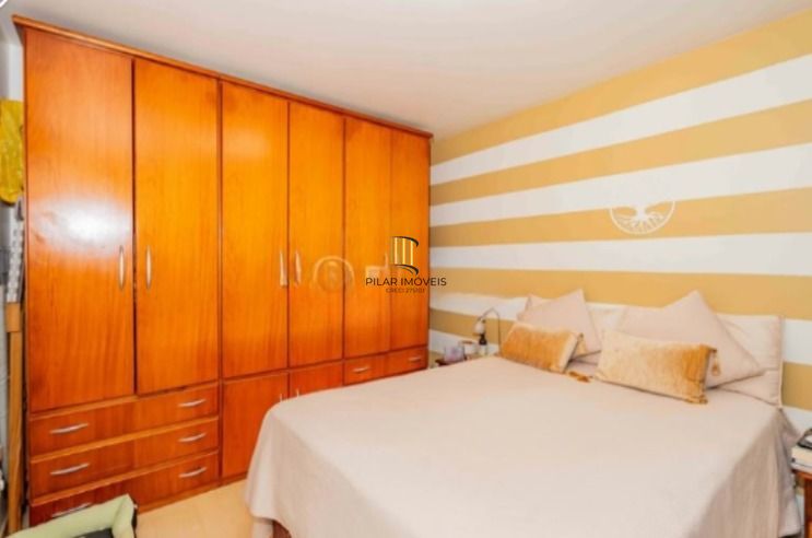 Casa em condomínio 3 dormitórios