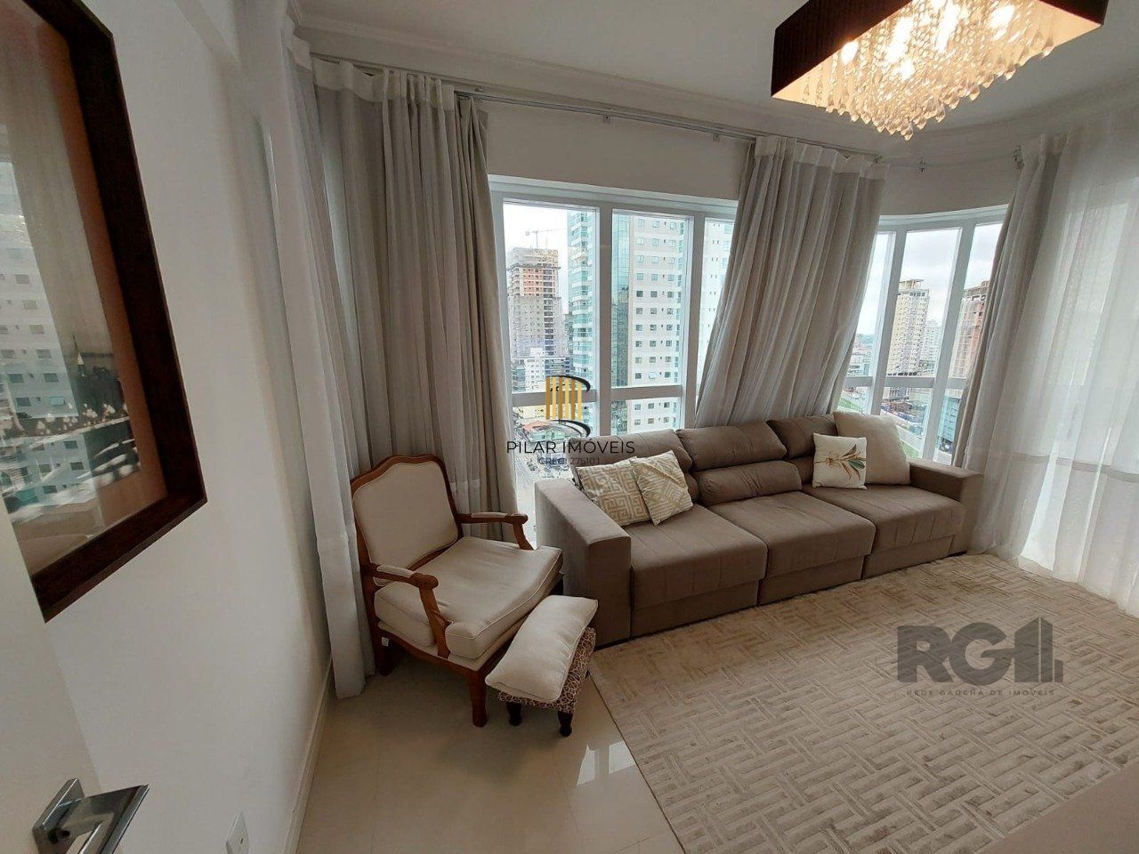 APARTAMENTO 3 SUITES - ANDAR ALTO - VISTA PARA O MAR - MEIA  PRAIA - ITAPEMA - SC