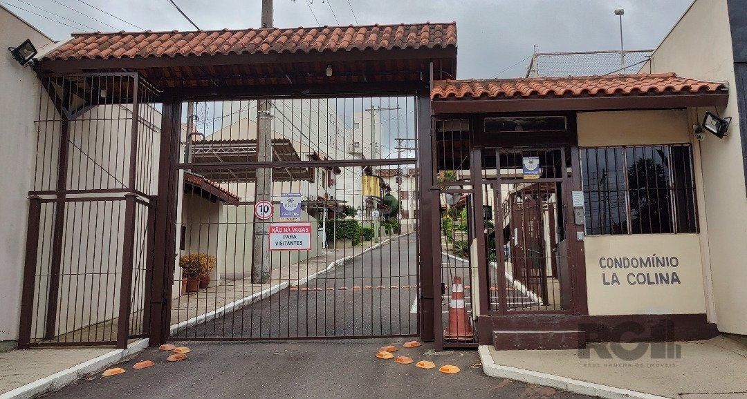 Casa de Condomínio 2 dormitórios no bairro Vila Nova