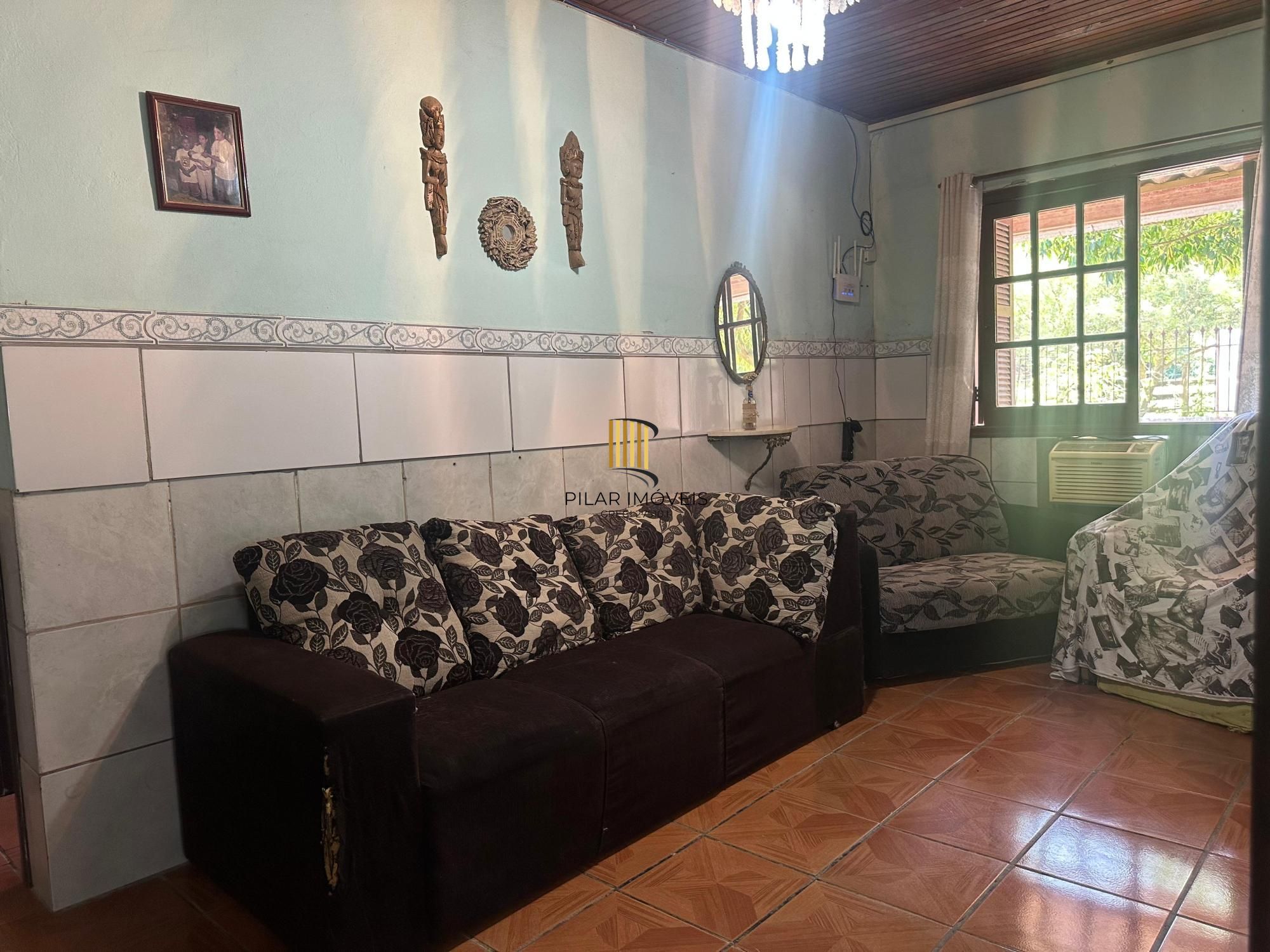 Casa com 2 dormitórios suítes no bairro Lageado, em área rural de Porto Alegre