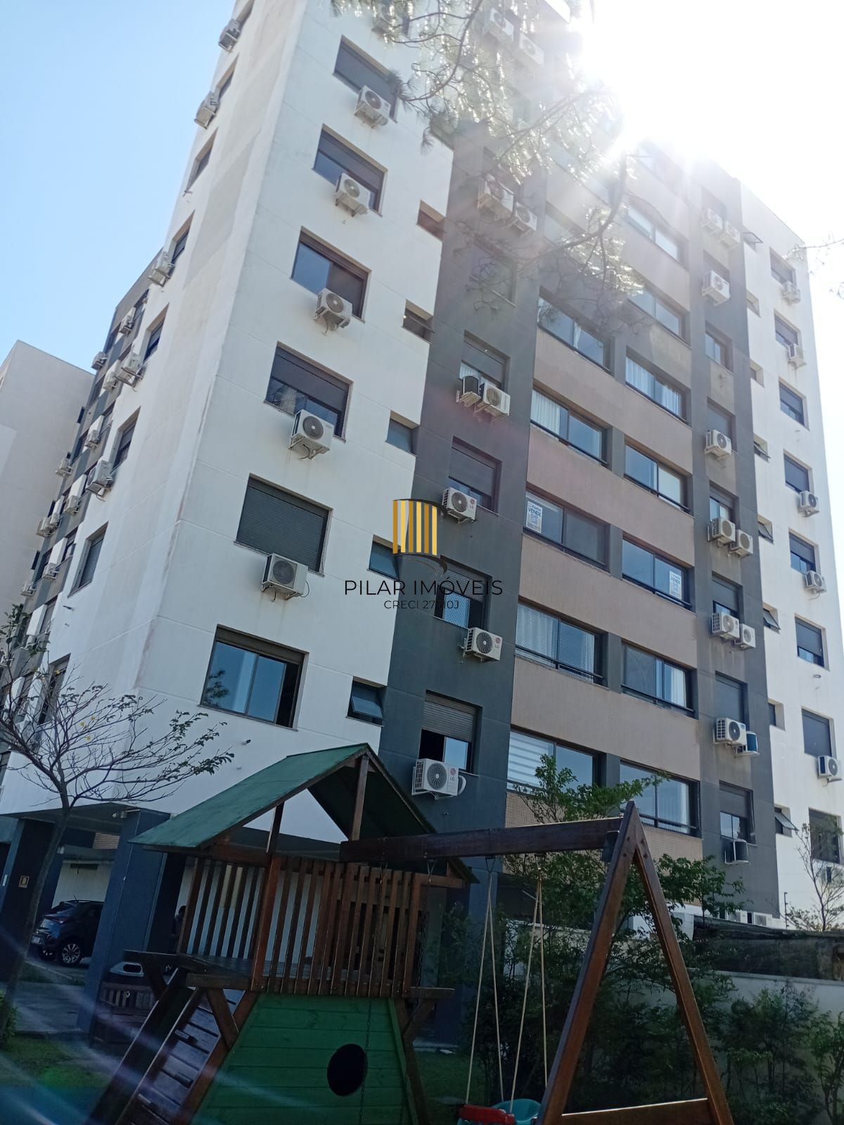 Apartamento 2 quartos, suíte, vaga coberta no bairro Camaquã em Porto Alegre/RS