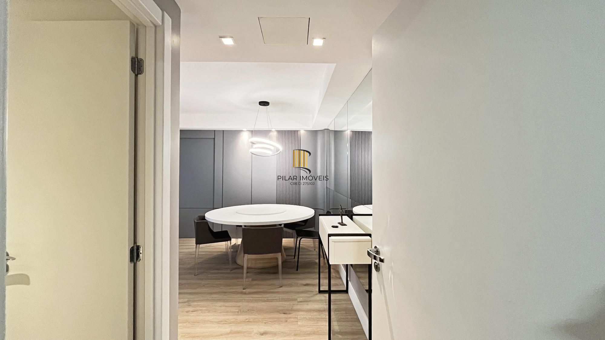 LINDO APARTAMENTO 3 DORMITÓRIOS NO MENINO DEUS