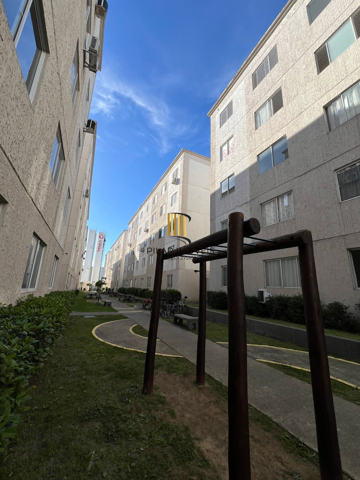 Apartamento Térreo com 02 quartos e 01 vaga no Bairro Restinga em Porto Alegre
